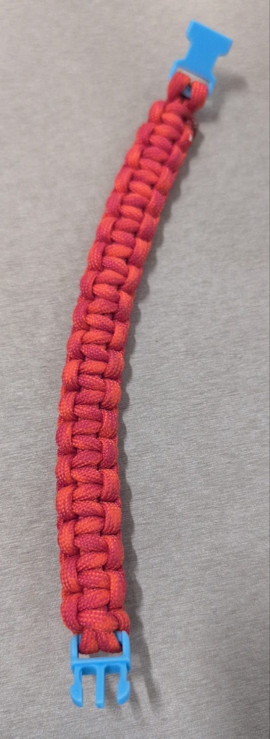 Paracord bracelet