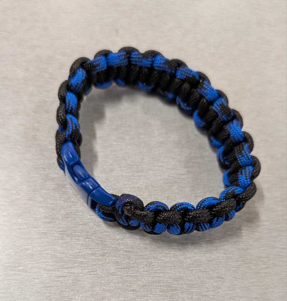 Paracord bracelet personalized
