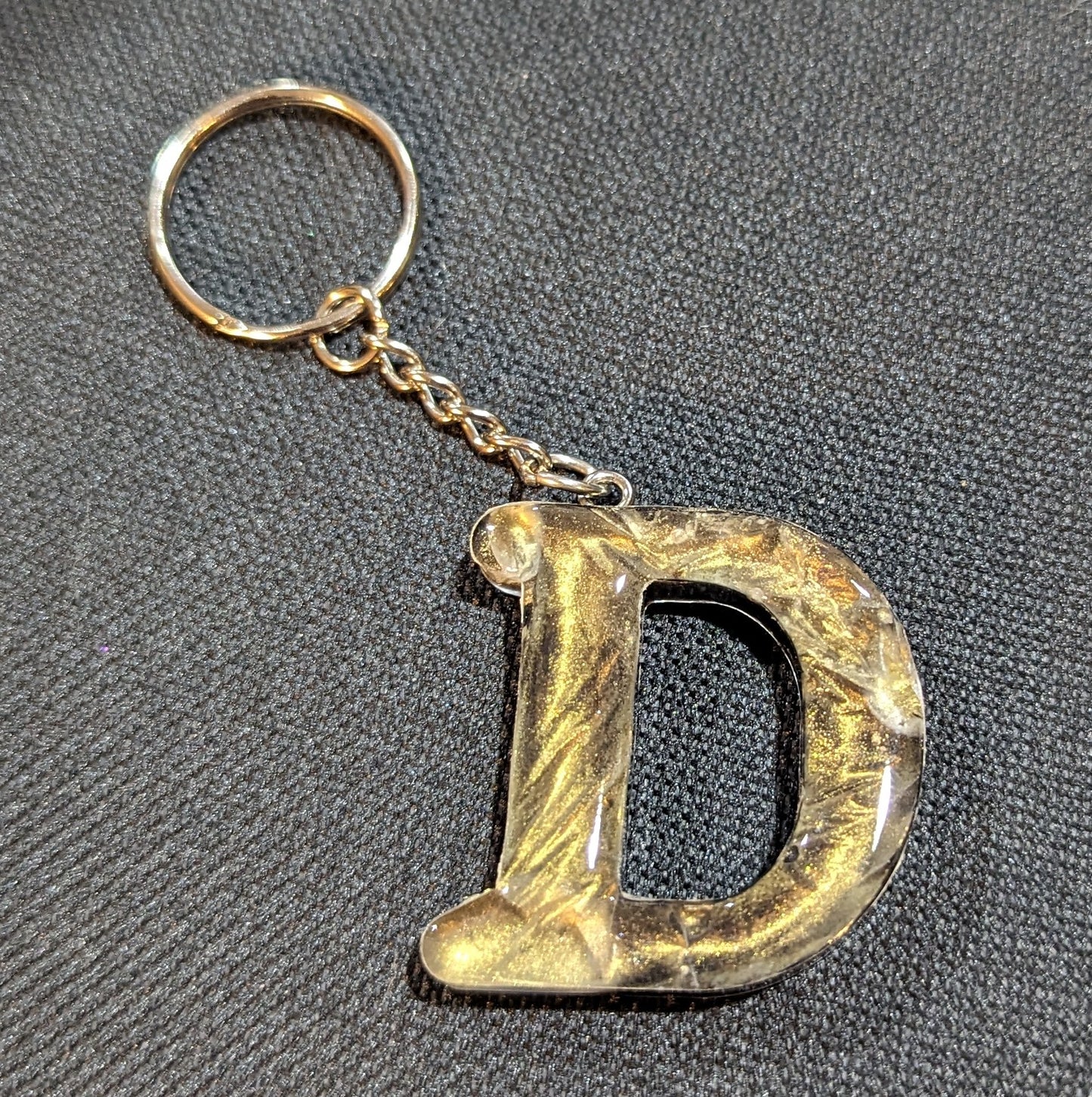 D letter Gold plain keychain