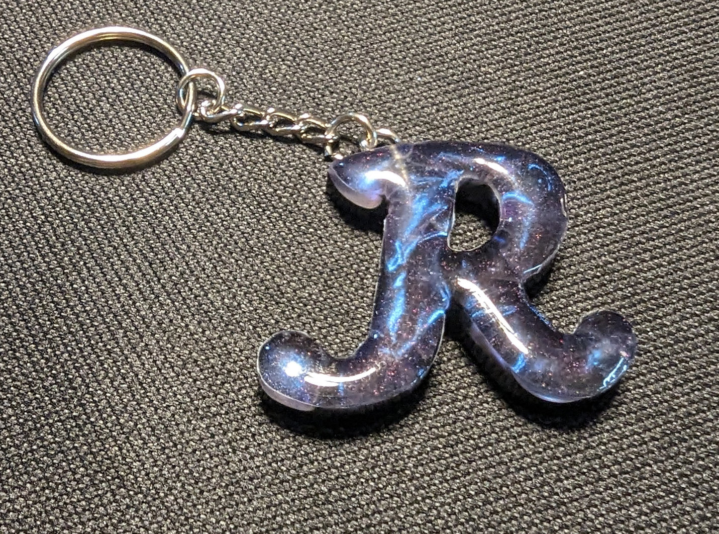 R letter blue plain keychain