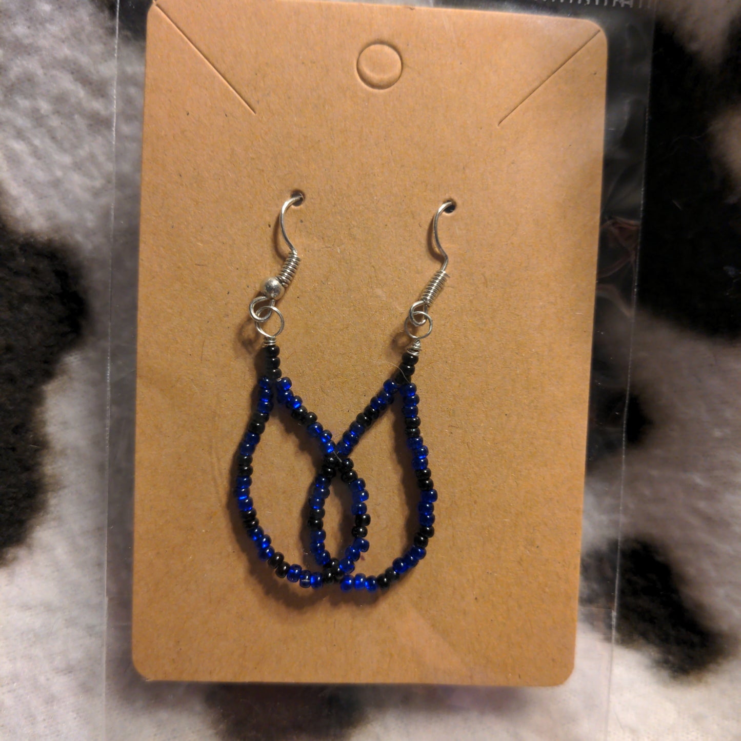 Black and blue teardrop beaded earrings
