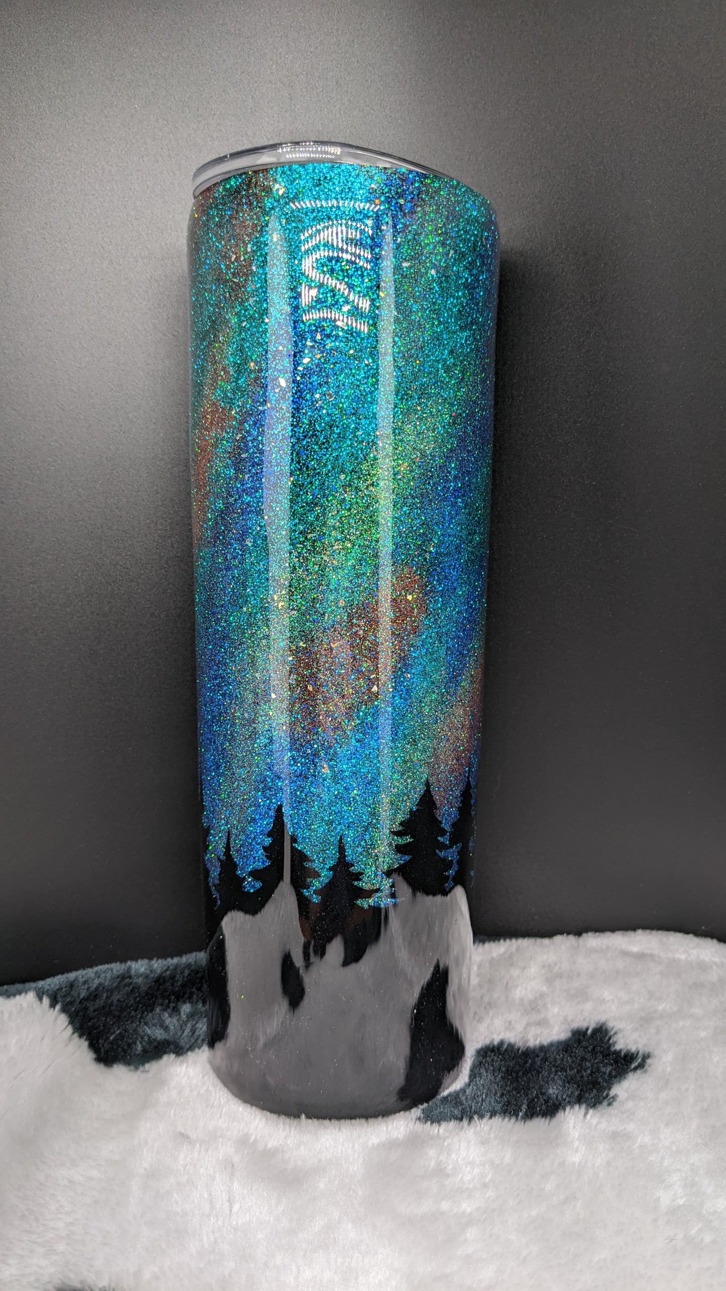 30 oz Northern lights treeline