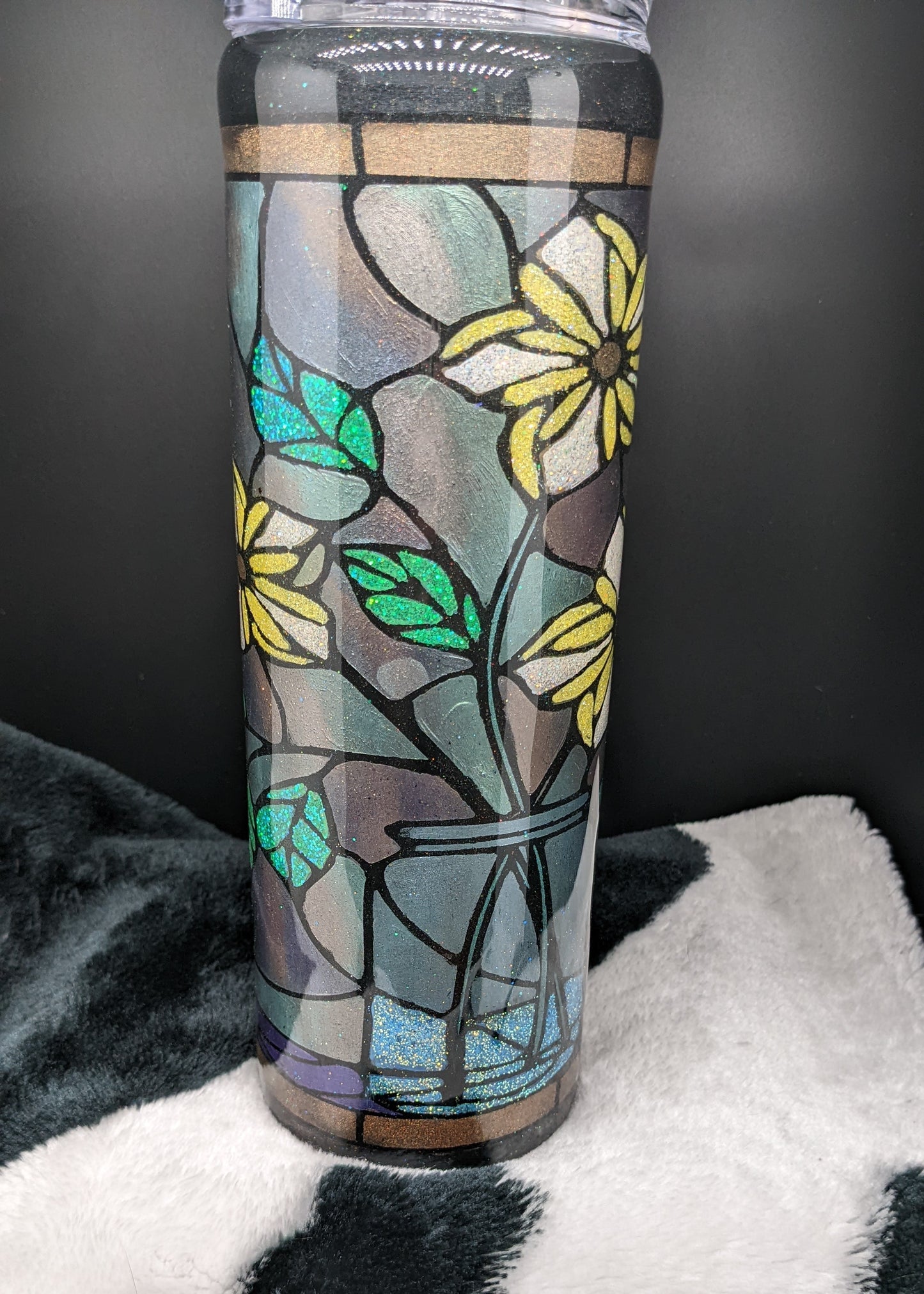 30 oz skinny yellow flower in vase epoxy tumbler
