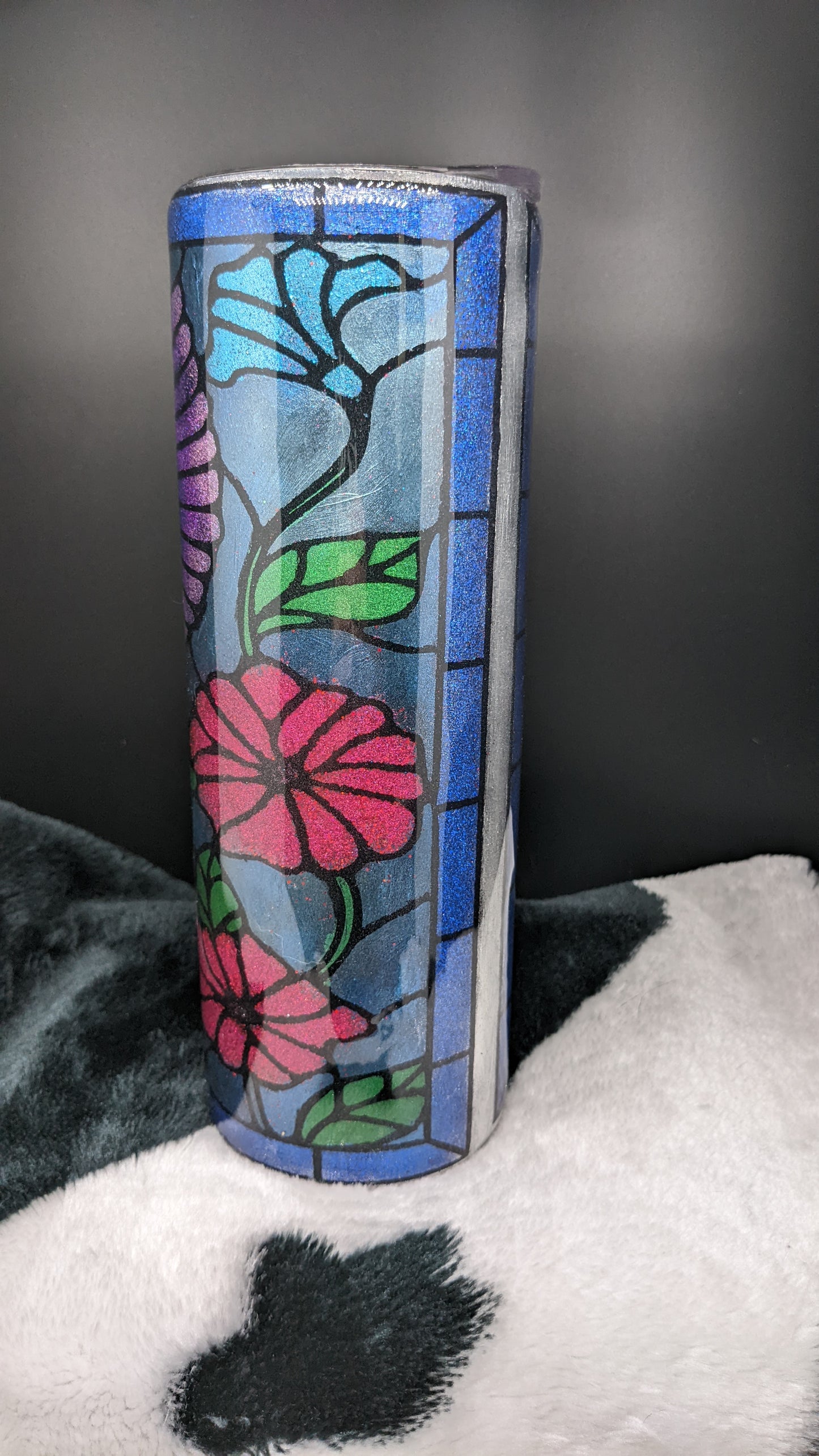 30 oz skinny hummingbird on flower