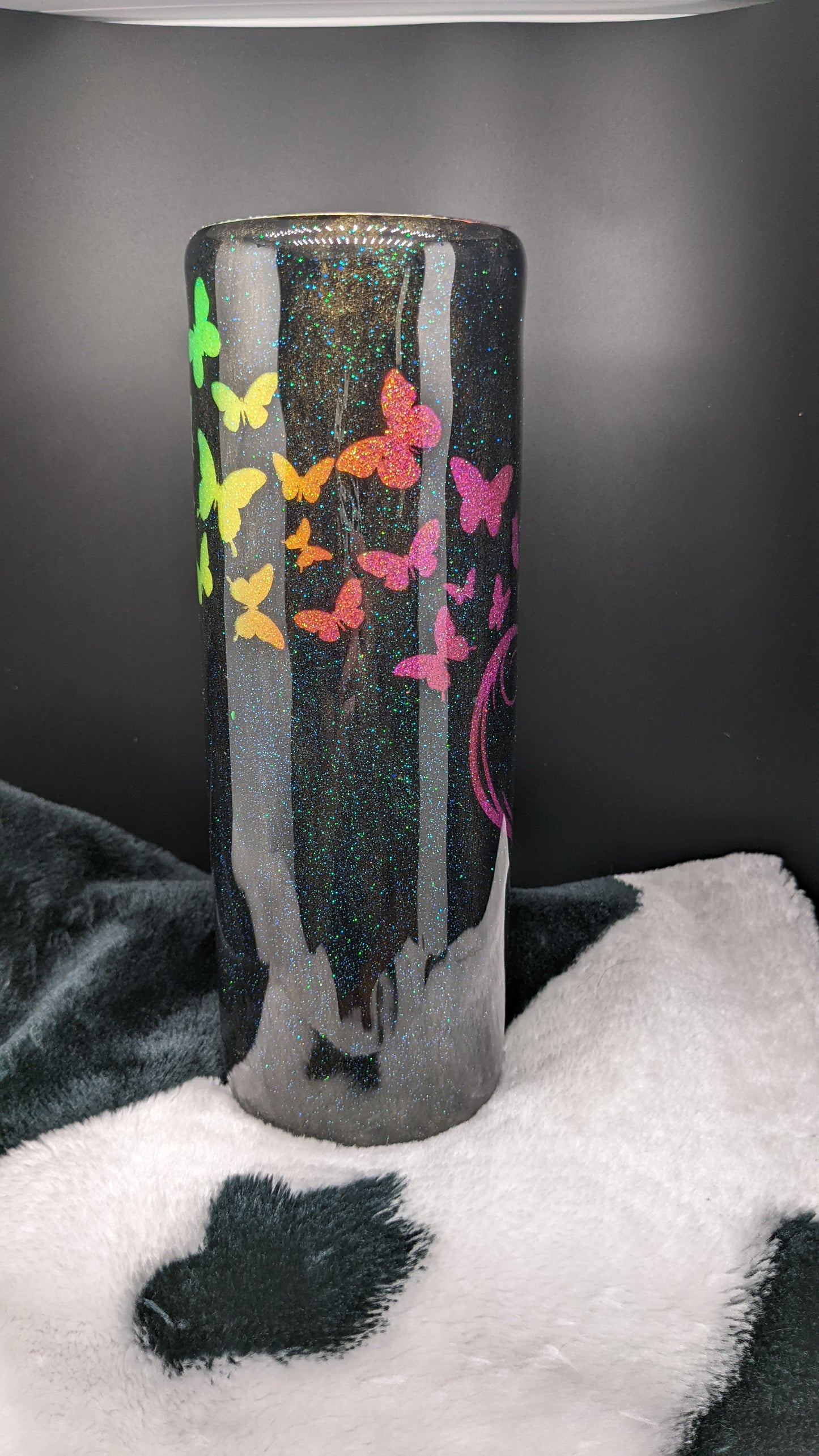 30 oz skinny heart flying butterfly epoxy tumbler