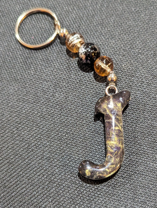 J letter gold beaded keychain