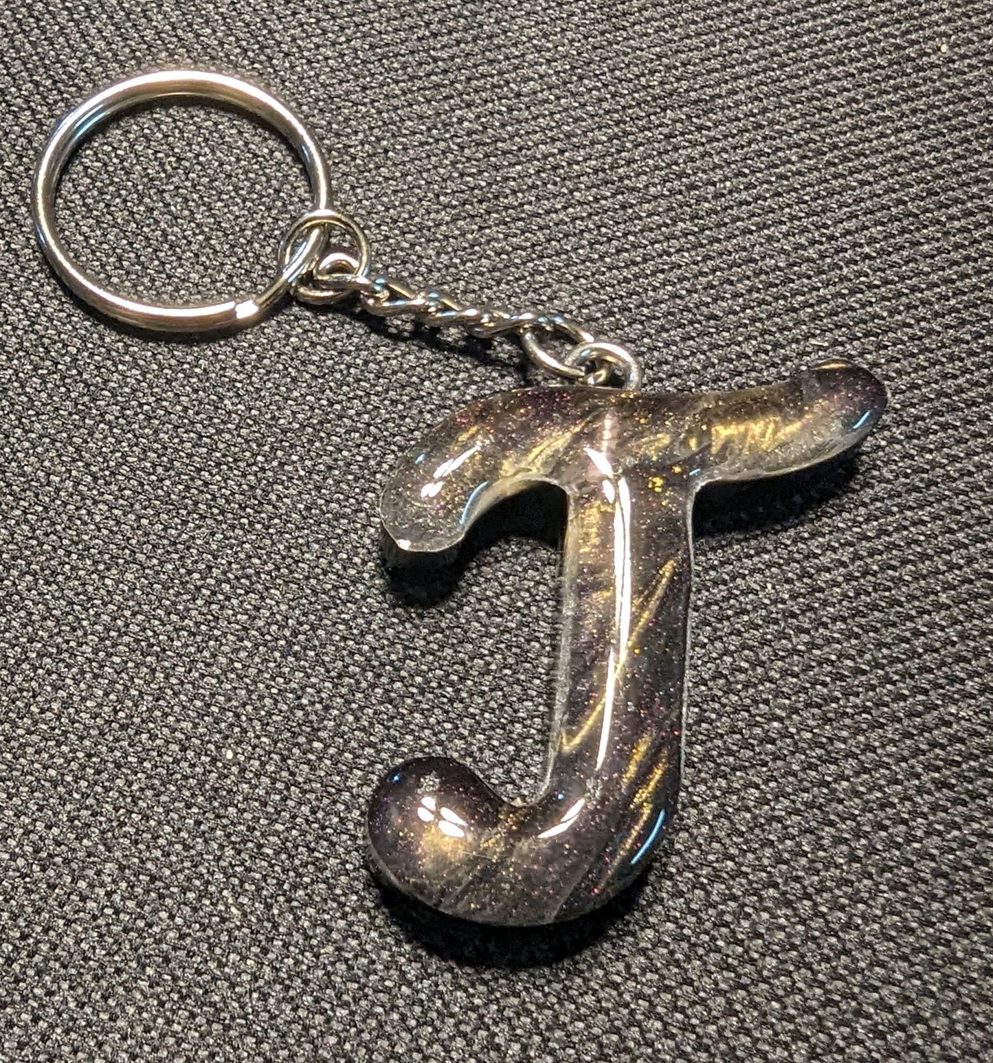 T letter gold plain keychain