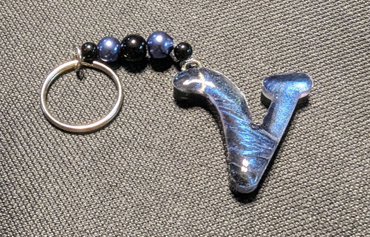 V letter blue beaded keychain
