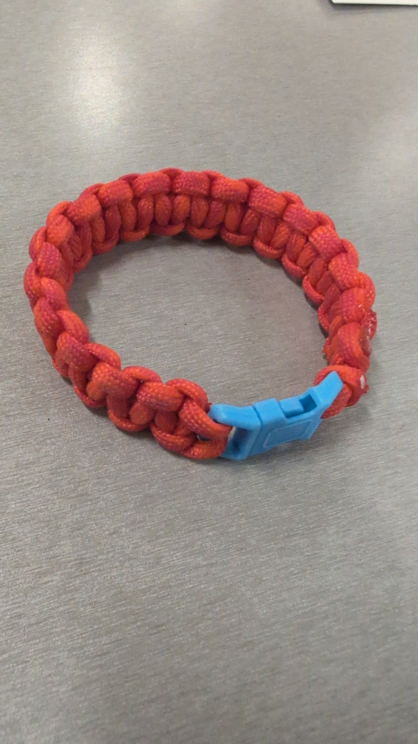 Paracord bracelet