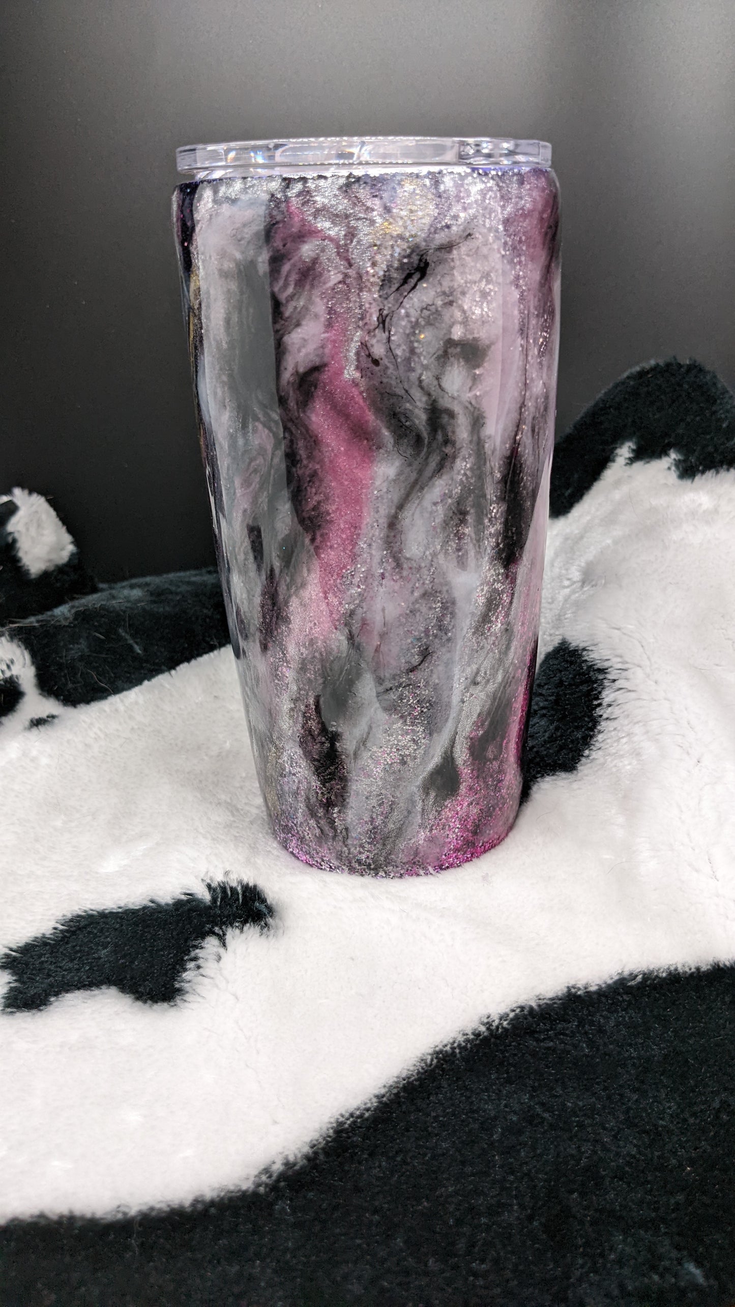 20 oz pink and purple milky way swirl