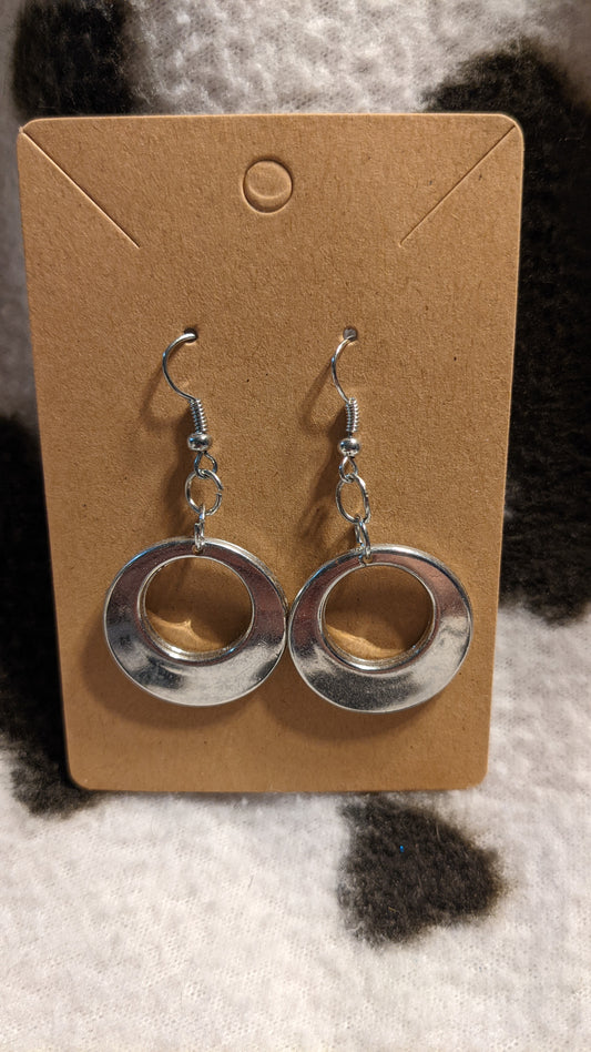 Silver dangling earrings